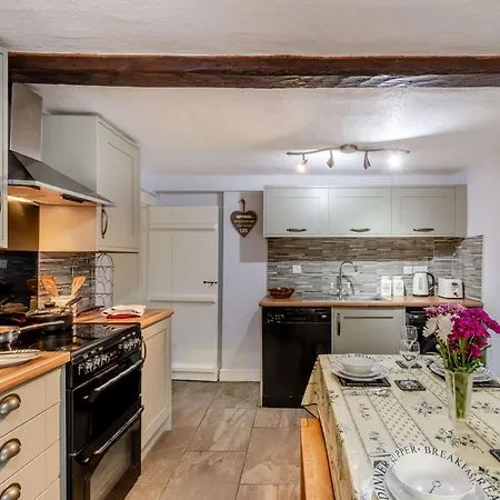 2 Bed In Ambleside Oc-89748 Casa de Férias