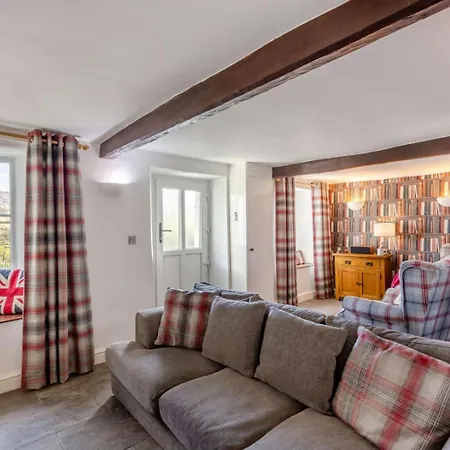 2 Bed In Ambleside Oc-89748 * هوكسهيد